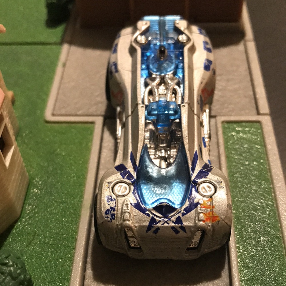 Hot wheels Gearmino Phantom Menace Star Wars car